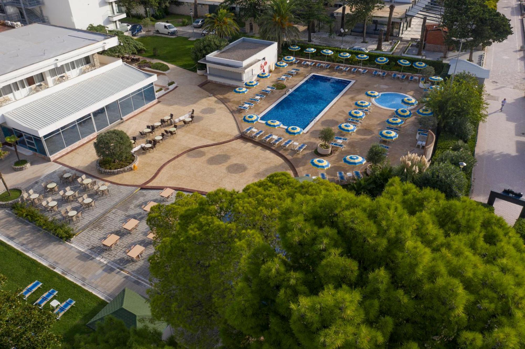 Hotel Montenegro Budva Exterior foto